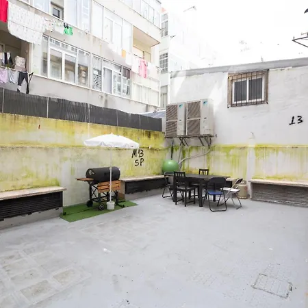 Alcantara Lx Fectory * リスボン